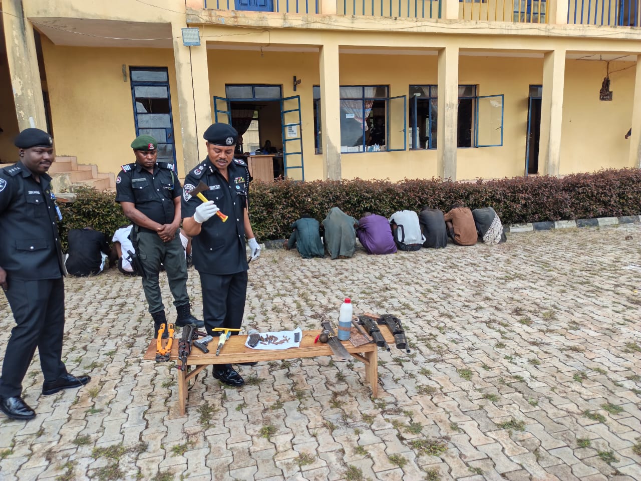 Ondo police arrest 10 over land dispute, interstate robbery syndicate