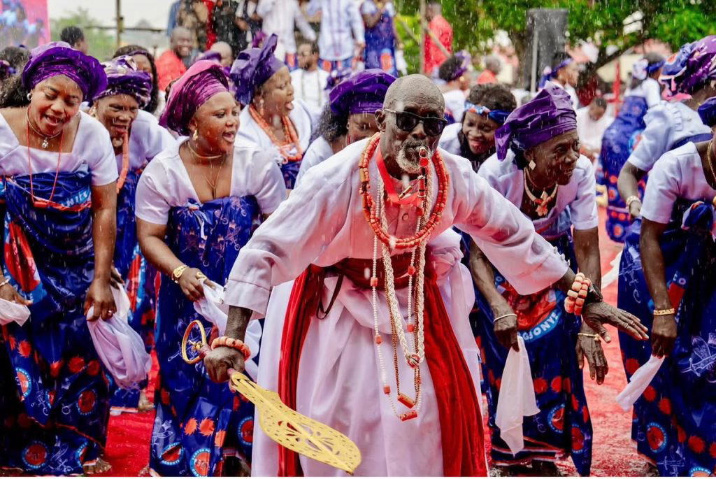 Olu of Warri's fifth anniversary sees Itsekiri Global Homecoming team up with Overland Airways