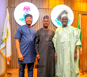 Senator pays working visit to FERMA boss Agbasi over failed Gashaka Sadauana federal road