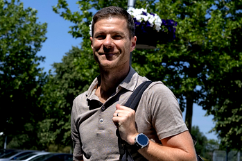 Xabi Alonso resumes as Chelsea coach