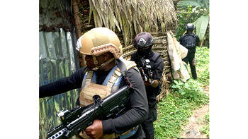 Navy destroys illegal crude oil storage site, recovers 39,500 litres in Rivers