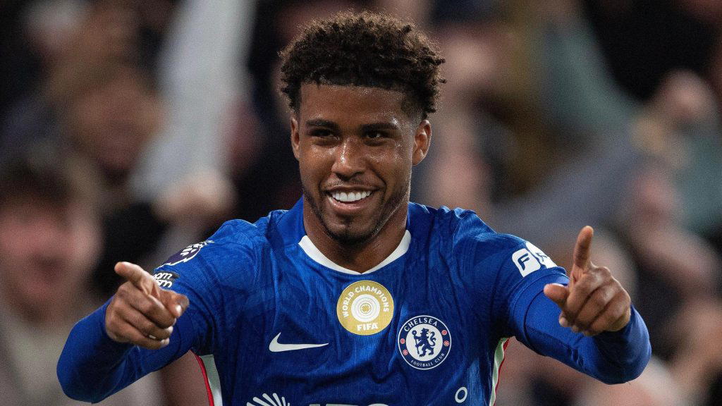 Man Utd agree £50m deal to sign Chelsea midfielder Andrey Santos