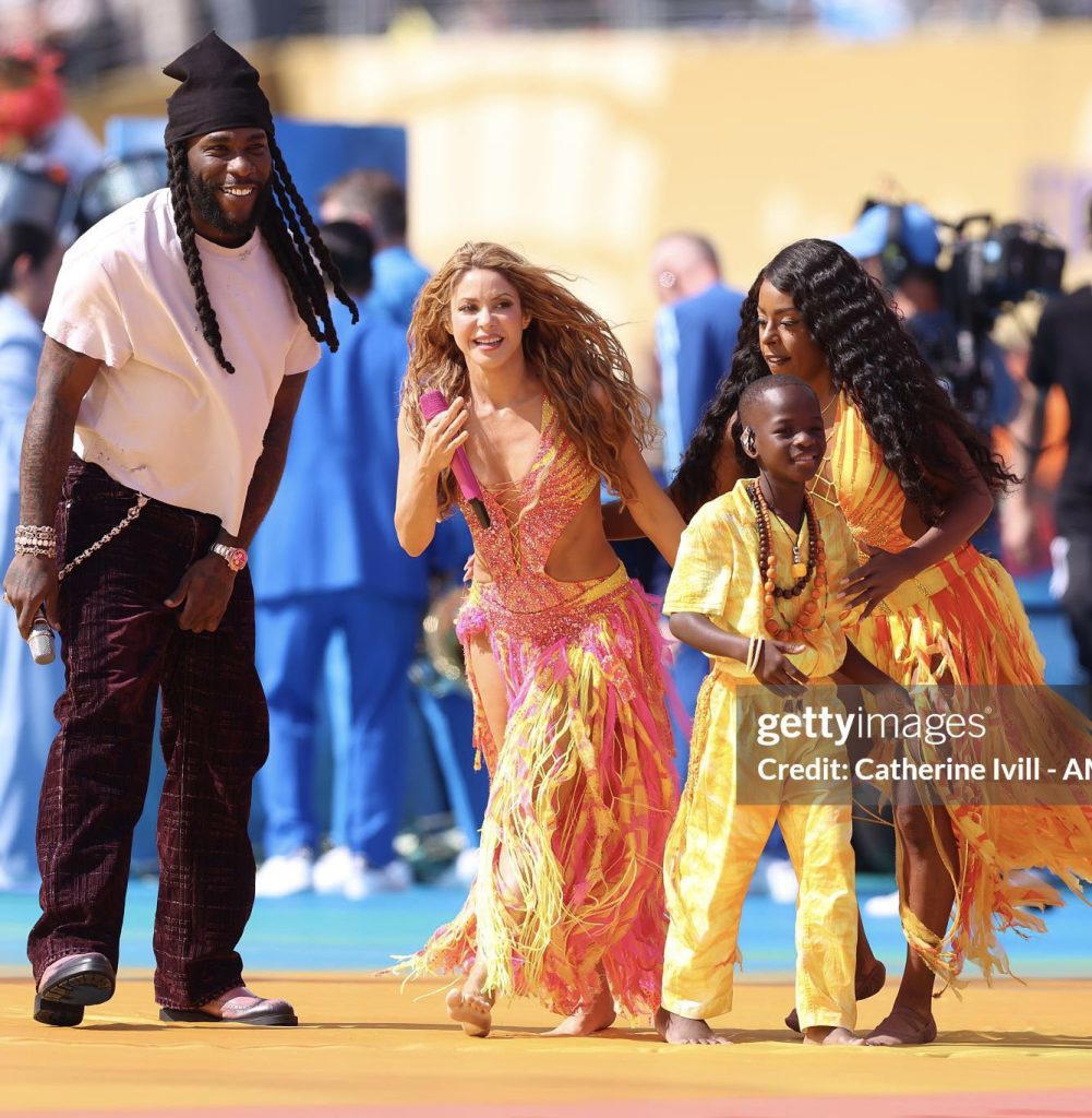 Video: Burna Boy, Shakira perform ‘Dai Dai’ at World Cup half-time show