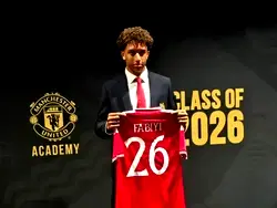 Meet Nigeria-eligible defender, Idris Fabiyi who signed for Manchester United