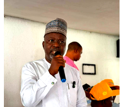 Akinleye urges artisans to support Adeleke’s re-election