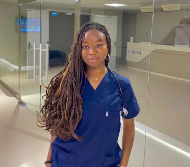 Medical graduate dies days before graduation ceremony