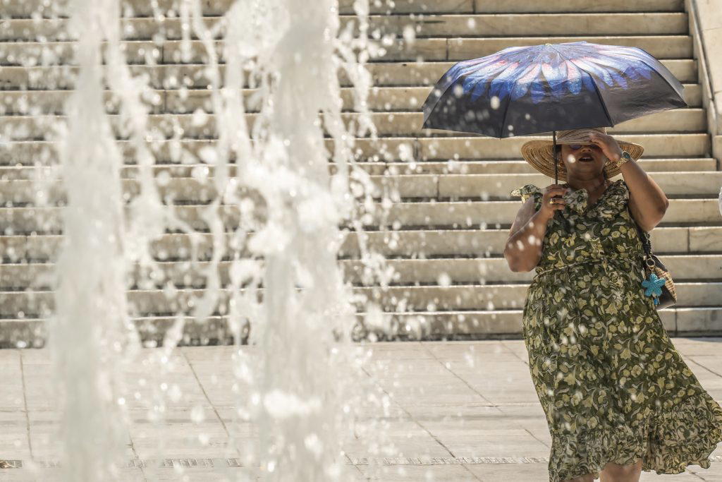 France experiences more than 5,700 additional fatalities during June heatwave