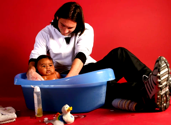 Throwback photo of Messi bathing baby Yamal resurfaces before World Cup final