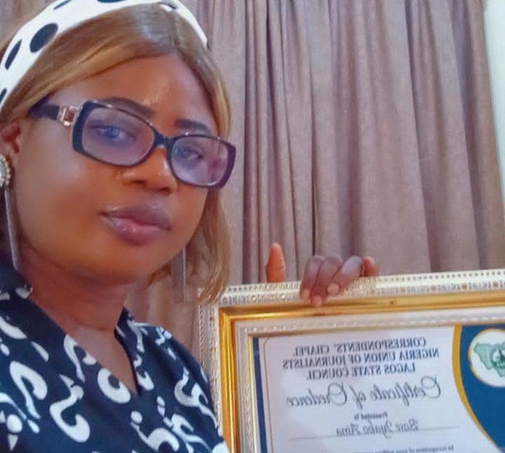 Iyabo Aina honored with Certificate of Credence by Lagos NUJ