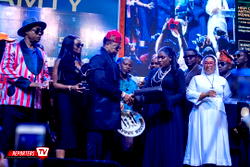 Ikenna Obele bags Anambra Business Icon of the Year award 