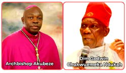 Okei pays tribute to Archbishop Akubeze, Dim Ndukah