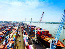 30 vessels to arrive Lagos ports with petroleum products, other items