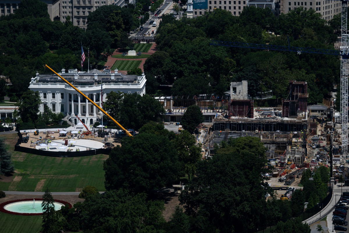 US court orders halt to White House ballroom construction; Trump reacts