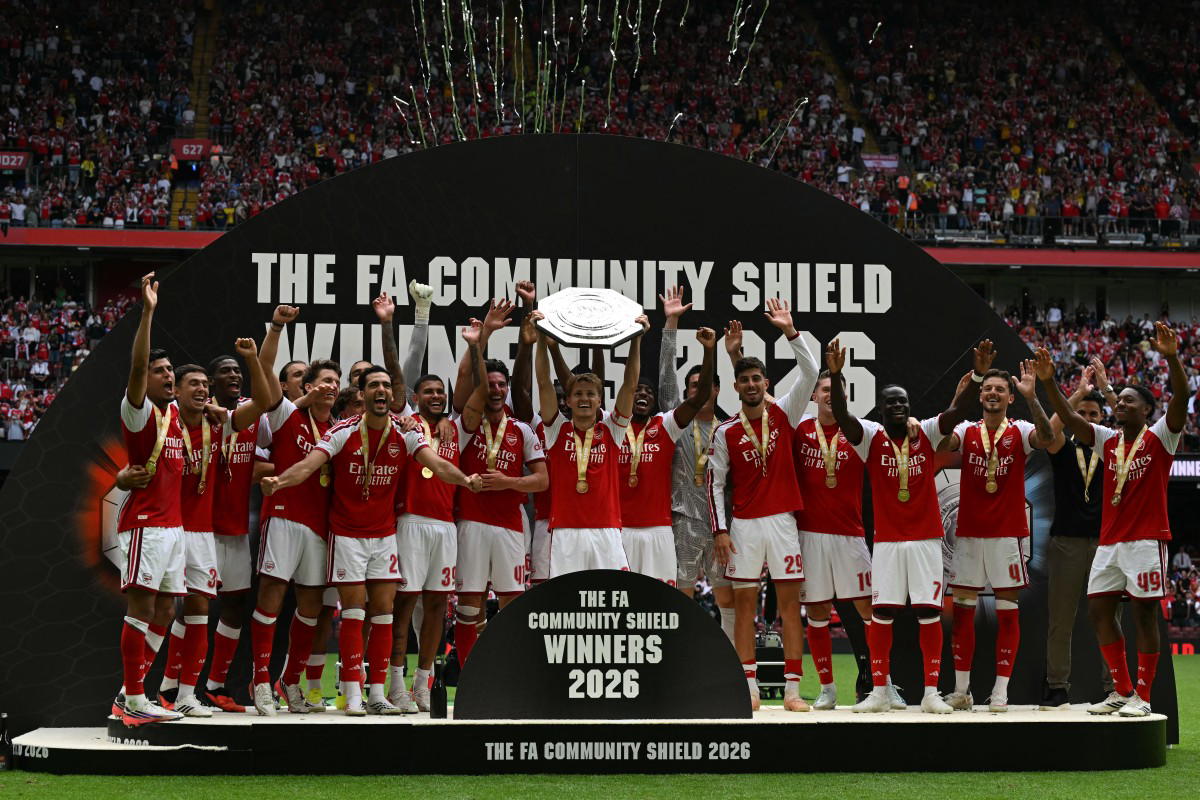 Arsenal thrash Man City 3-0 to lift Community Shield