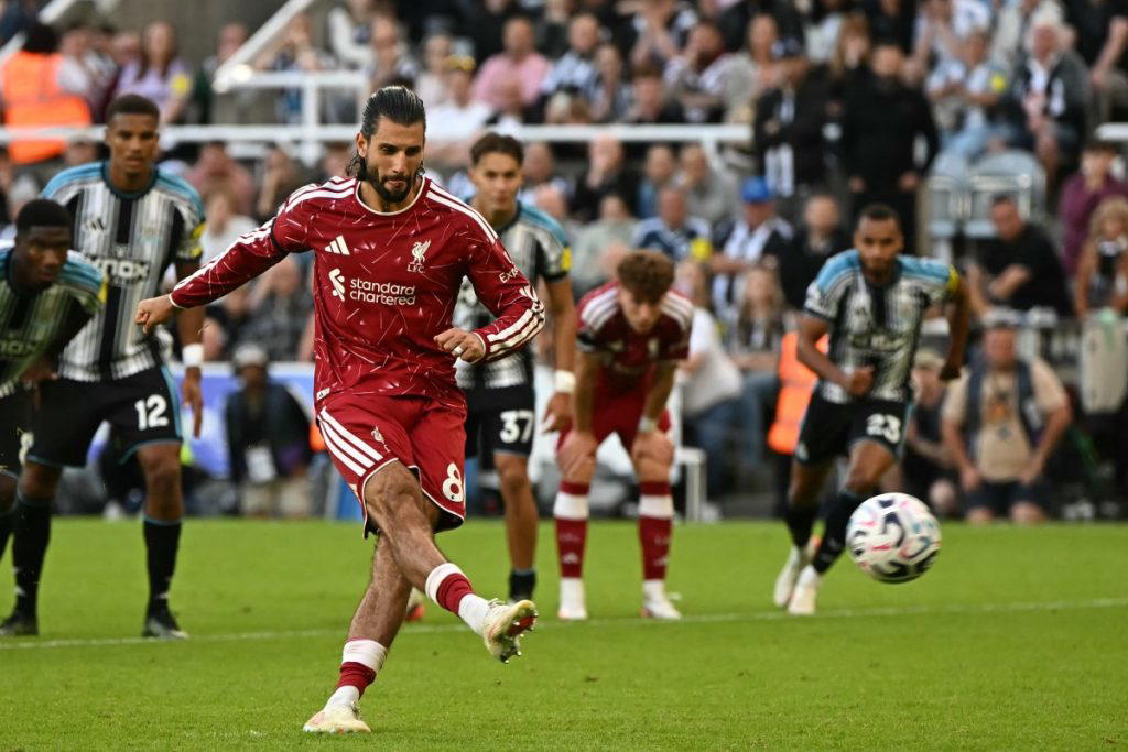 Szoboszlai scores last-gasp penalty to earn Liverpool 2-2 draw at Newcastle