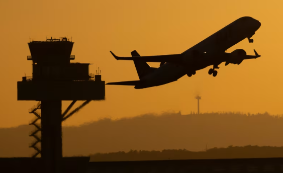 Deux travailleurs de l'aéroport de Francfort meurent du paludisme