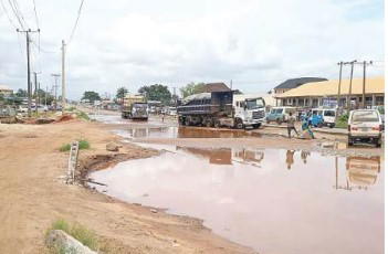 2km of Chaos: How Asaba-Onitsha Expressway punishes road users, businesses