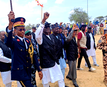 Buni visits Nigerian refugees in Kaya, Chad