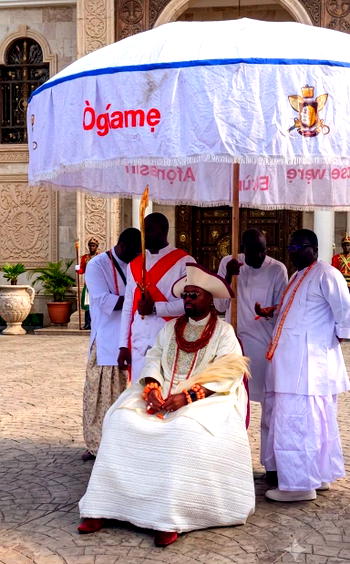 Oborevwori hails peaceful virtues of Olu of Warri 