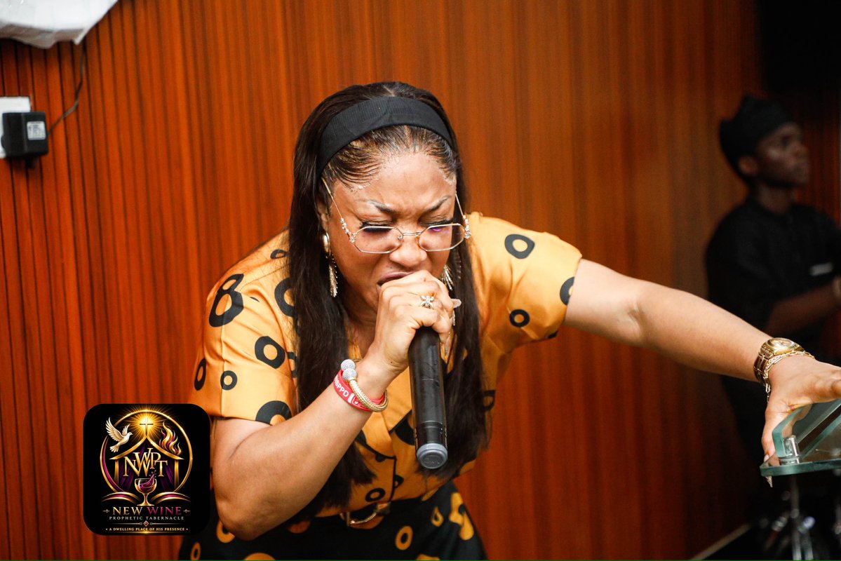 Nijerya: Tonto Dikeh, Yeni İnanç Temelli Girişim New Wine Prophetic Tabernacle'ı Başlattı