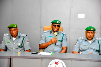 Apapa Customs breaks revenue record, collects N323Billion in one month