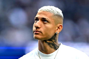 ‘No one will decide my future’ – Richarlison braces for Everton switch