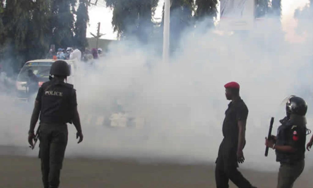 Police teargas pensioners protesting pension arrears at Lagos House