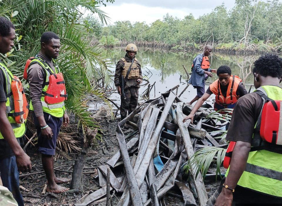 Navy recovers 24,000 litres of stolen crude oil in Rivers