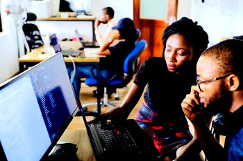 Aptech Nigeria honours 130 graduates, awards N60m UK scholarships