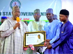 Borno: Zulum invests N15.29bn in scholarships, approves fresh support for overseas students