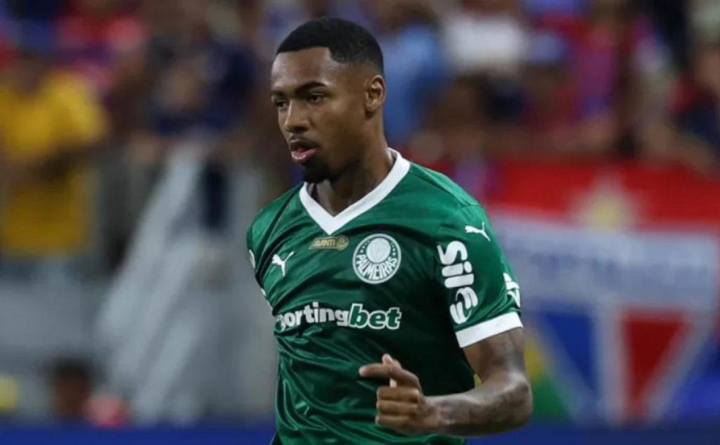 Man City sign Brazilian winger Allan Elias for £34m