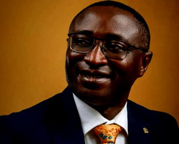 Ezinwaputaife backs Education or Nothing Initiative, supports 150 young people