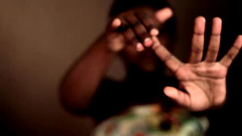Girl suffers deformed finger after family burns her over N500