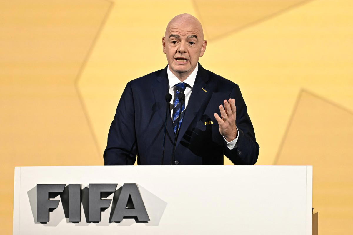 Infantino sous pression alors que la FA grecque et Bierhoff soutiennent l'UEFA
