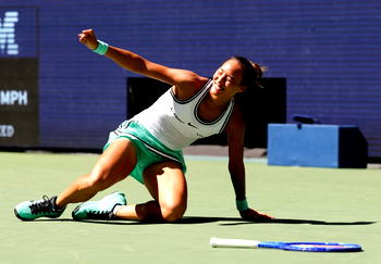 US Open: Zheng stuns Swiatek after another 5-0 comeback