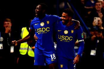 Chelsea fight back from 2-0 down to beat Leeds 6-3