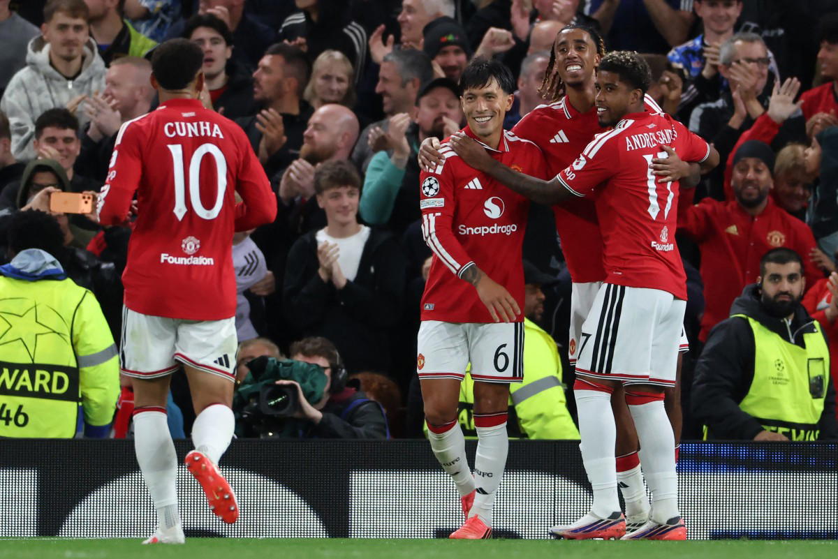 Man United, Bayern cruise as Como make dream Champions League start