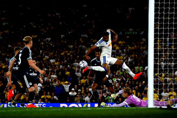 Leeds demolish Newcastle to go third in the Premier League