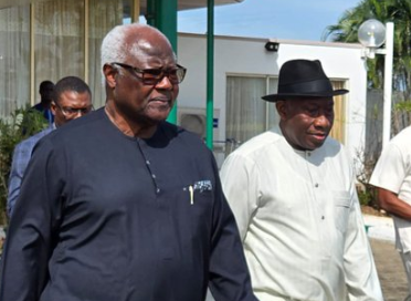 Jonathan sees off ex-Sierra Leone President Koroma, welcomes return home