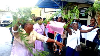 Odidi women storm Heritage Energy over oil spill; 'we'll do right thing' - Spokesman 