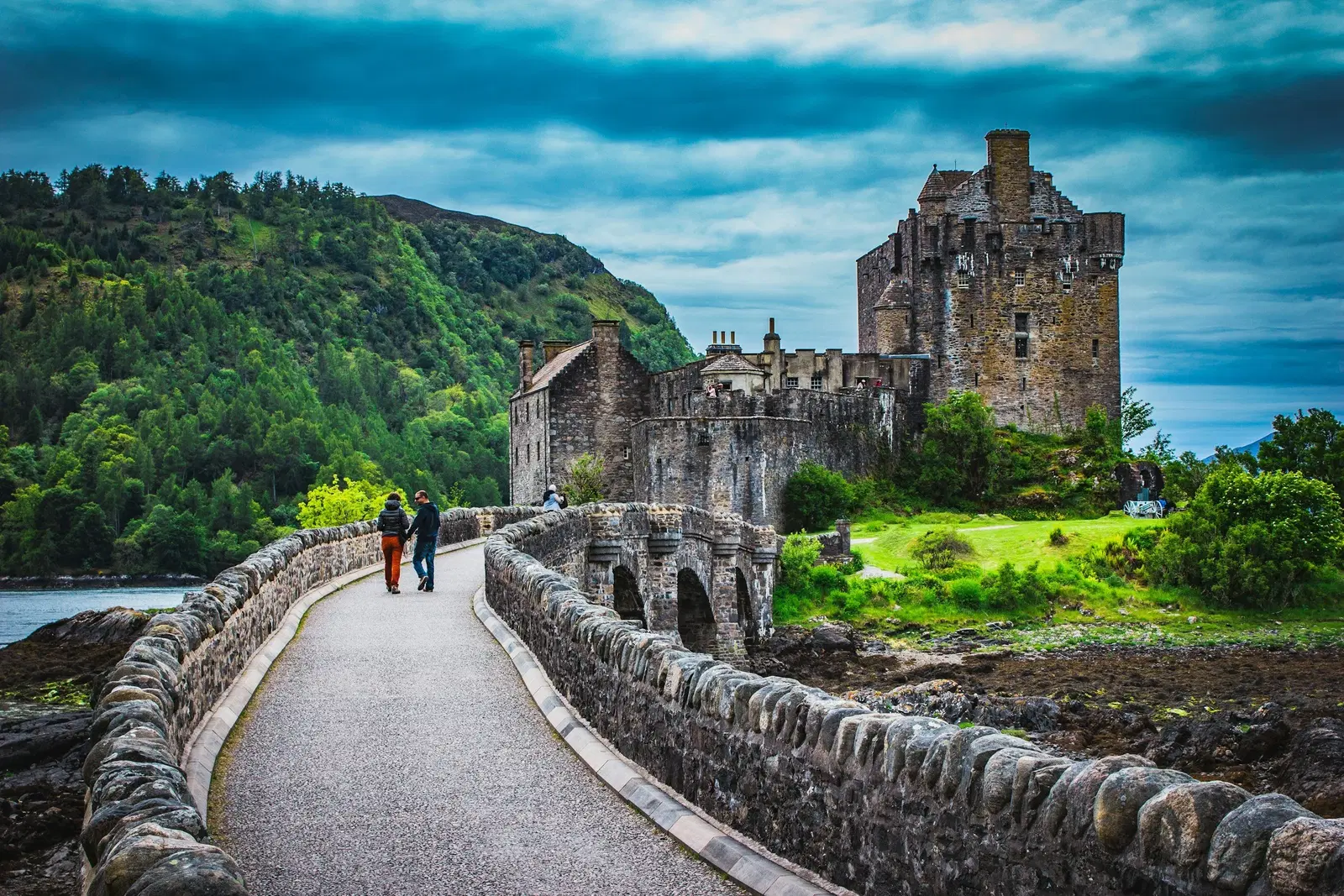 Scotland proposes 3 visa routes to attract Nigerian, other foreign workers - Vanguard News