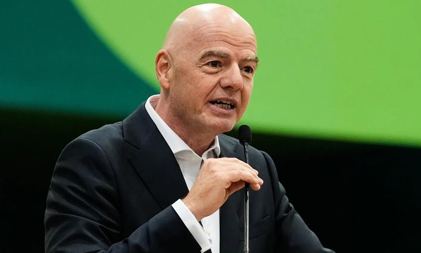 FIFA va examiner le plan d'investissement abandonné d'Infantino pour la Coupe du Monde