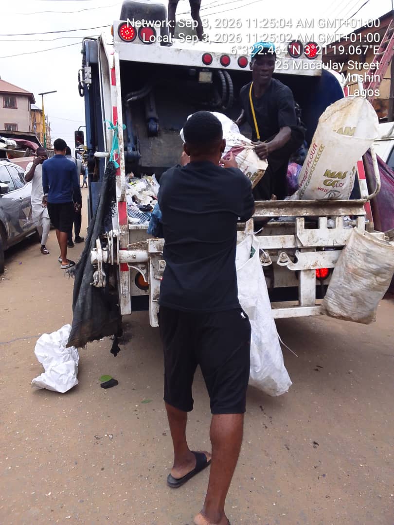 Patronising roadside traders risks six months’ jail — LAWMA