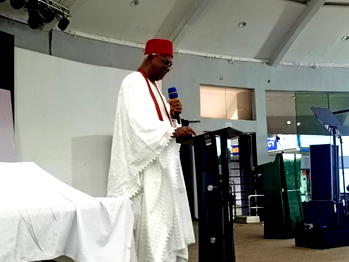 Obi of Onitsha urges editors to combat AI disinformation