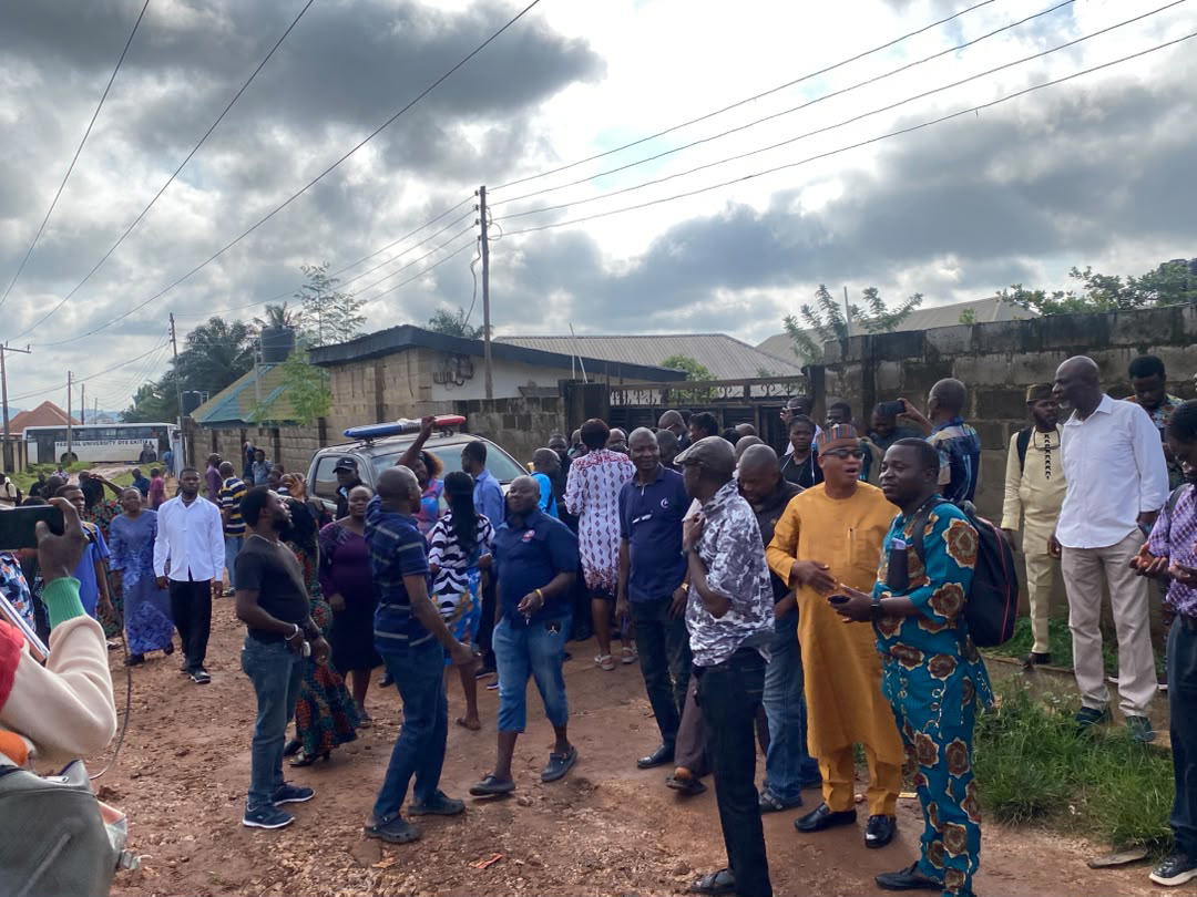 FUOYE VC: Police Arrest Attempt on Prof. Ogunwole Thwarted by Community