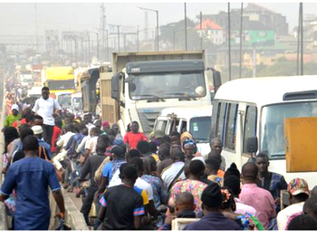 Kara Bridge repairs: Motorists, commuters groan on Lagos-Ibadan expressway
