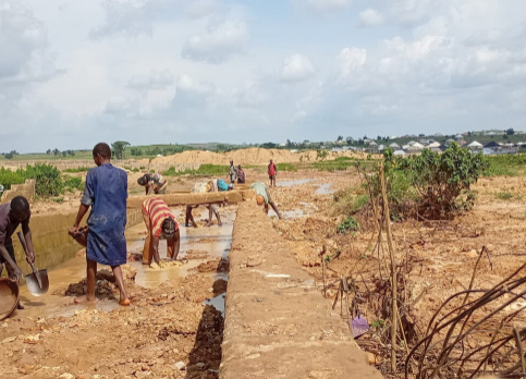 “We are ready to die here,” miners return to site after 37 die in custody