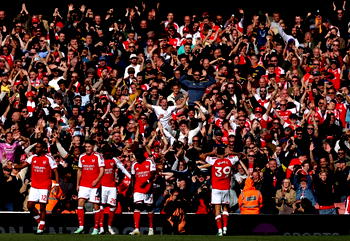 Arsenal hit back to beat Leeds and draw level with Man City