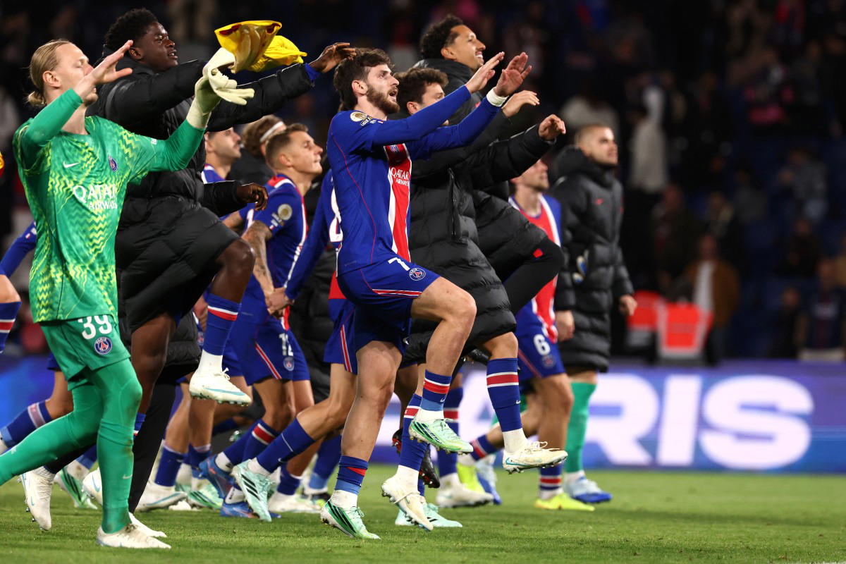 PSG ease to Ligue 1 win before Manchester City test