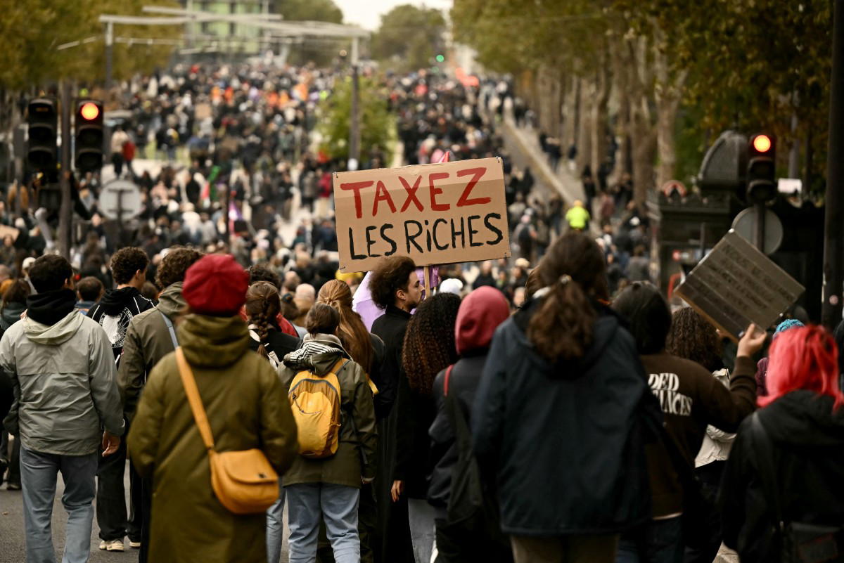 France protests: Latest developments